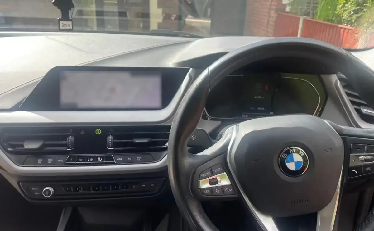 Used BMW 118 Comfort Edition 140 HP (102 kW) 2020 Black Hatchback