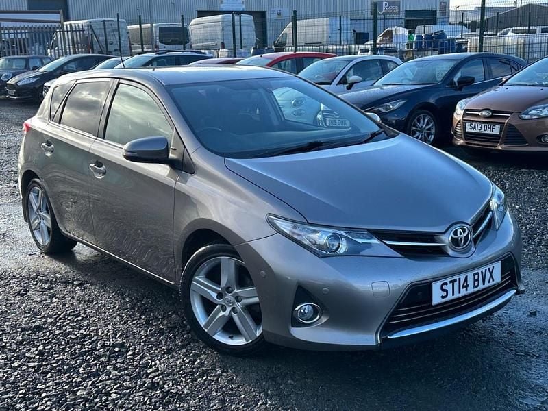 Used Toyota Auris 2014 Bronze Hatchback