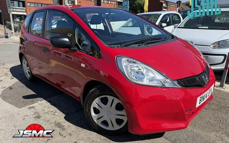 Used Honda Jazz S 90 HP (66 kW) 2015 Hatchback