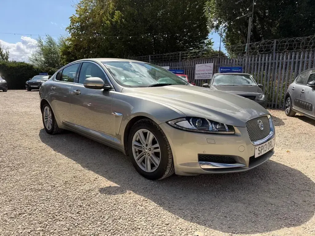 Used Jaguar XF Luxury 2013 Gold Sedan