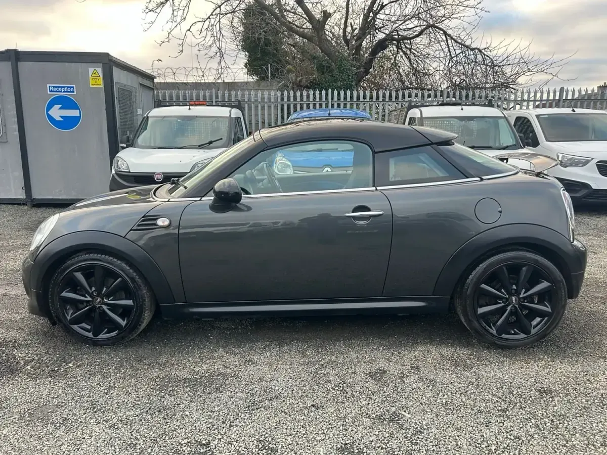 Usado Mini Cooper Coupé Sport 2015 Gris Coupe