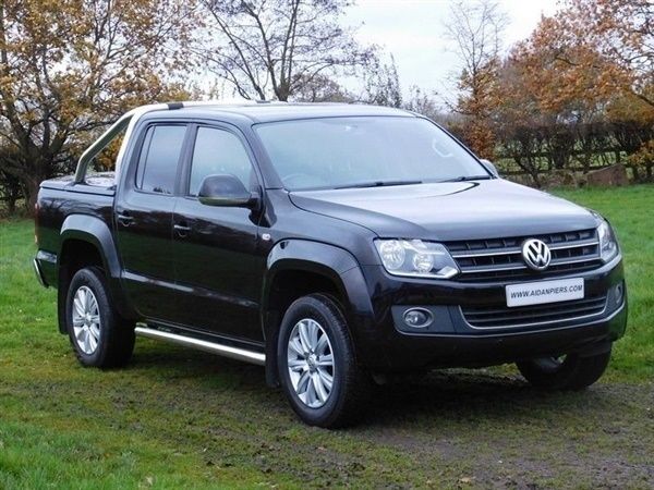 Black Used 2015 VW Amarok Highline Pickup | £13,995 (Fair price) - Image 1/4