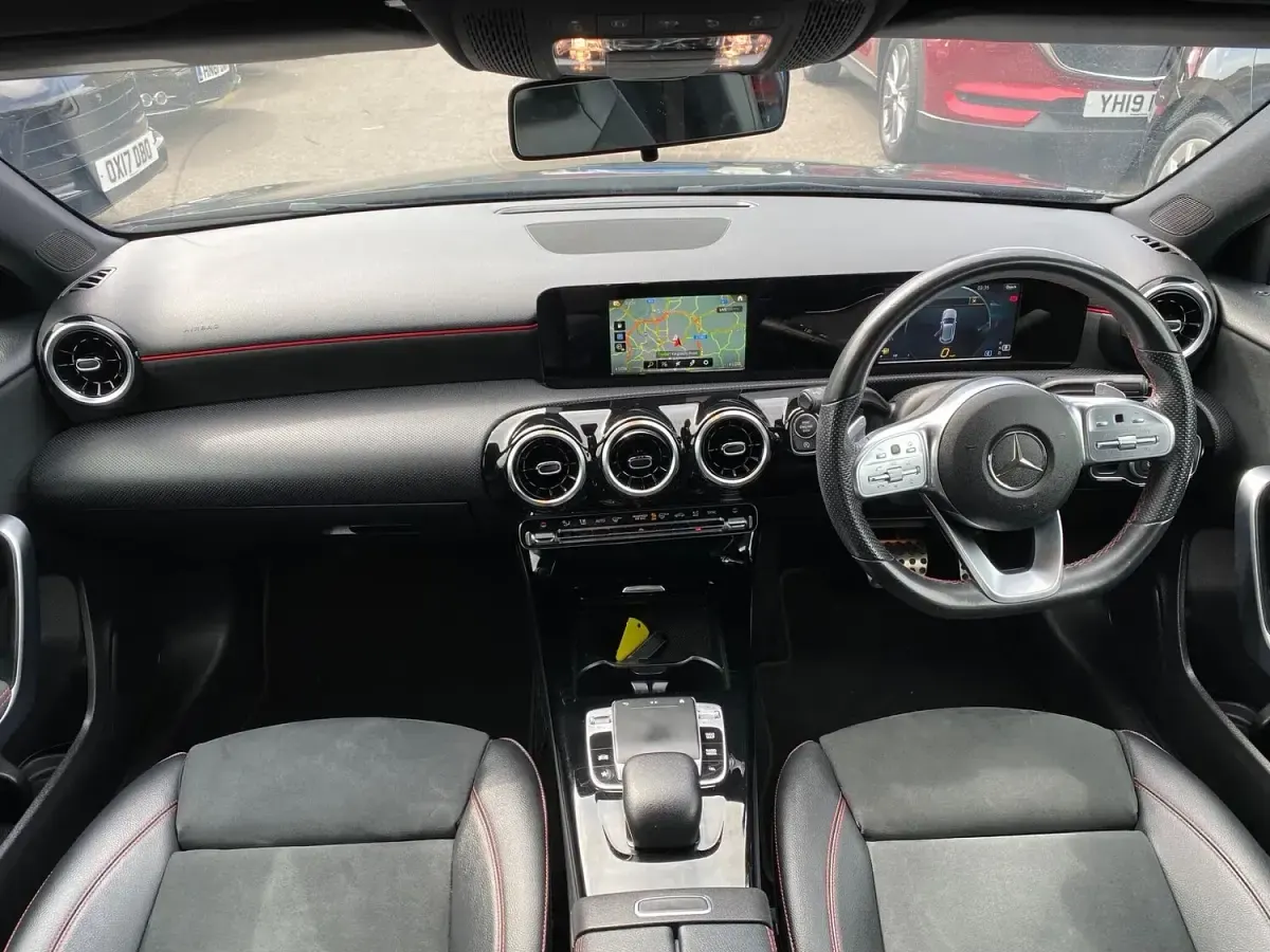 Used Mercedes A180 AMG line 136 HP (100 kW) 2019 Black Hatchback