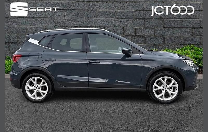 New Seat Arona FR 116 HP (85 kW) 2025 Blue SUV