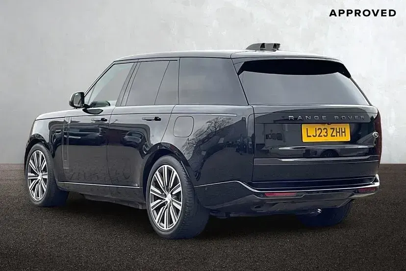 Used Land Rover Range Rover HSE 440 HP (323 kW) 2023 Black SUV