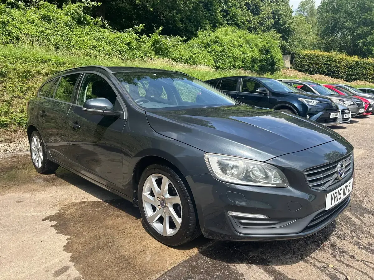 Used Volvo V60 Business Edition 181 HP (133 kW) 2015 Grey Estate