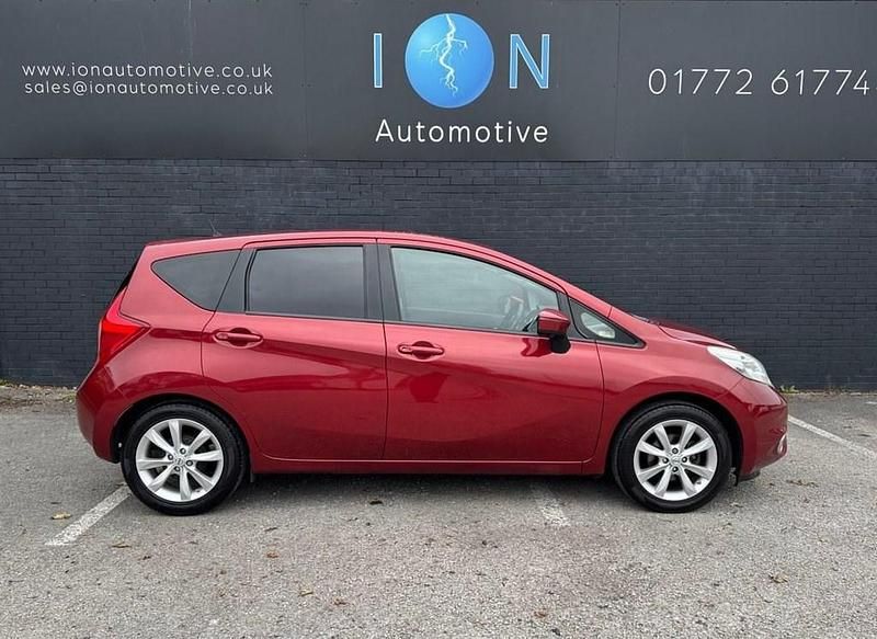 Used Nissan Note Tekna 90 HP (66 kW) 2014 Red MPV