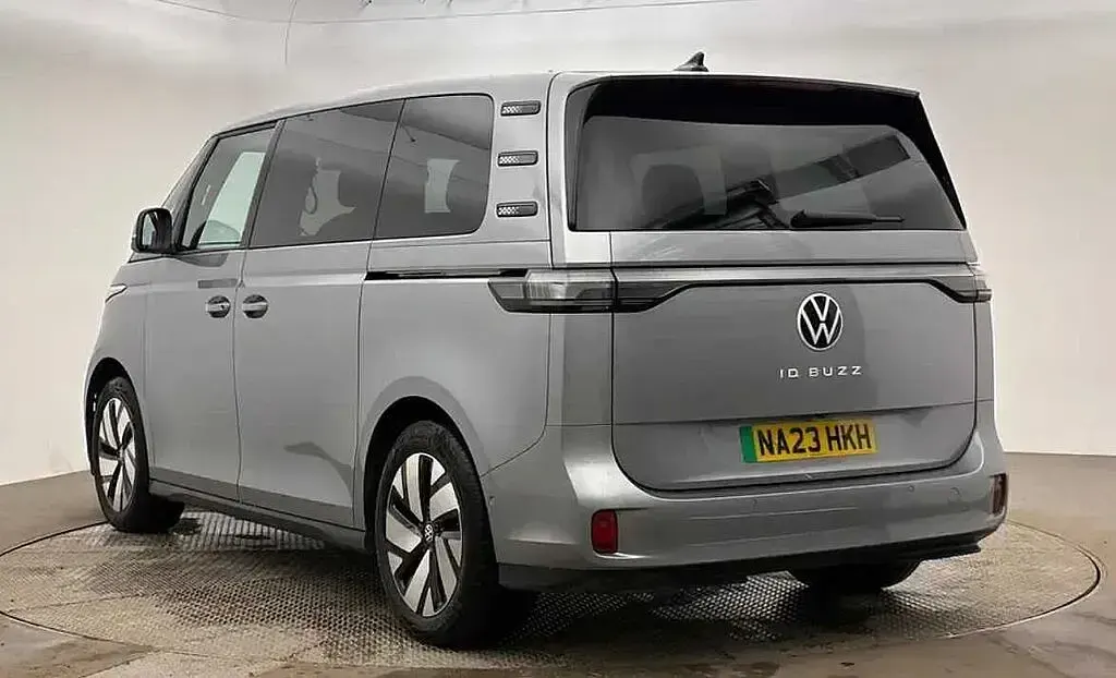 Used VW ID. Buzz 150 kW (204 HP) 2023 MPV