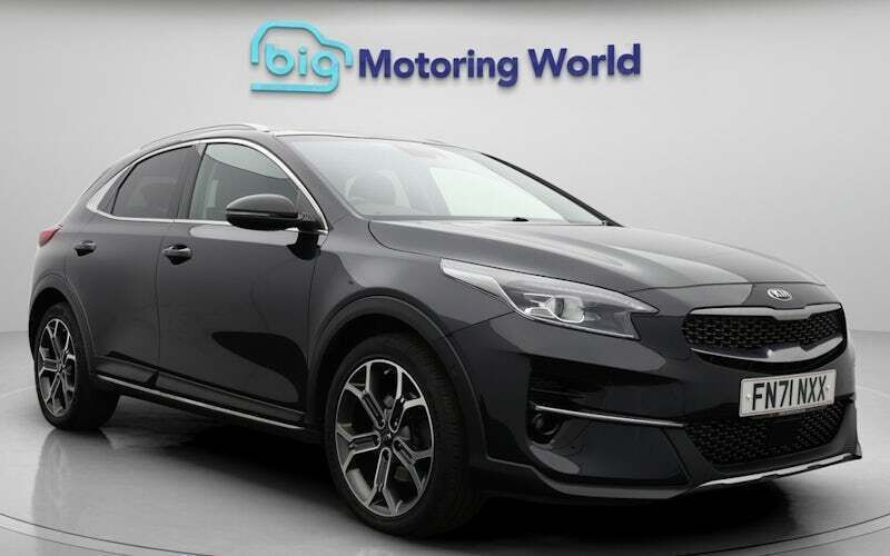 Black Used 2021 Kia XCeed 4 SUV | £17,300 (Fair price) - Image 1/4