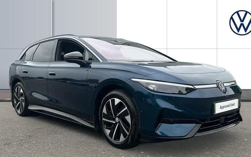 Other Used 2025 VW ID.7 Pro Estate | £36,284 (Super price) - Image 1/4