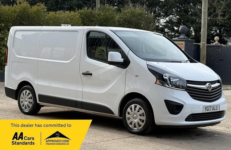 Used Vauxhall Vivaro S 2017 White