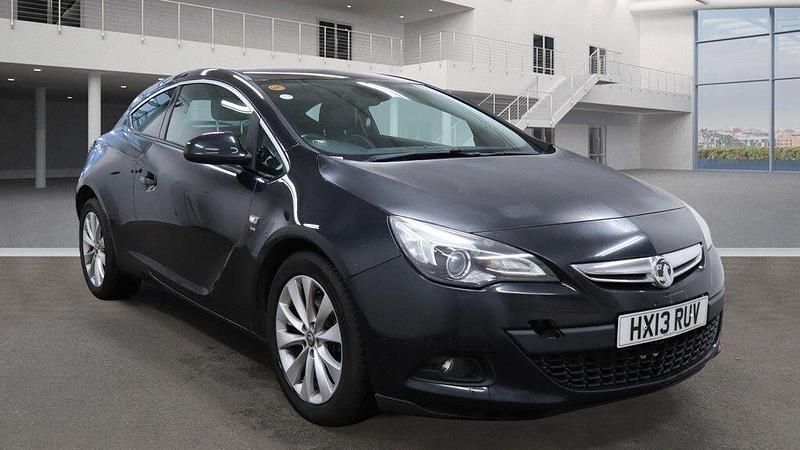 Used Vauxhall Astra GTC SRi 2013 Black Hatchback