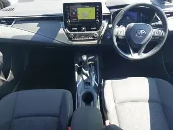 Used Toyota Corolla 184 HP (135 kW) 2020 White Hatchback