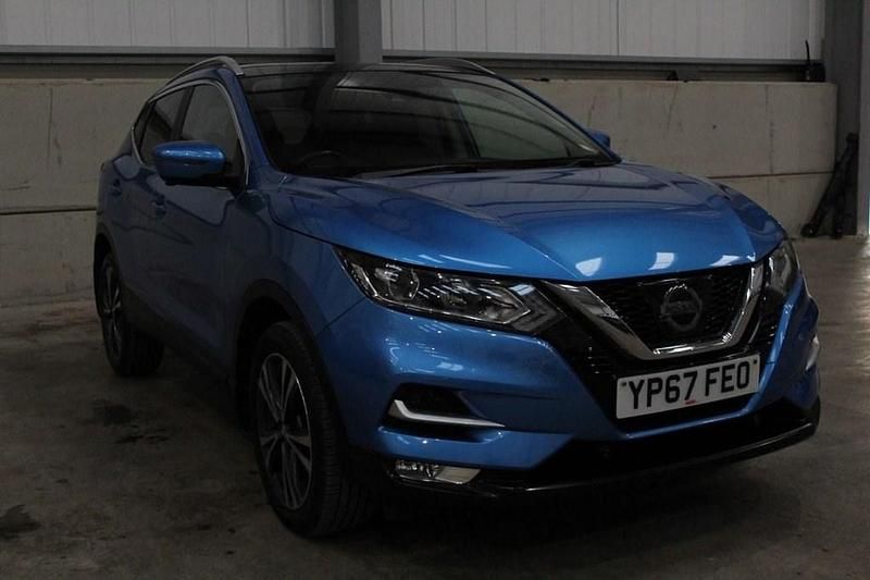 Used Nissan Qashqai N-Connecta 110 HP (80 kW) 2017 Blue SUV