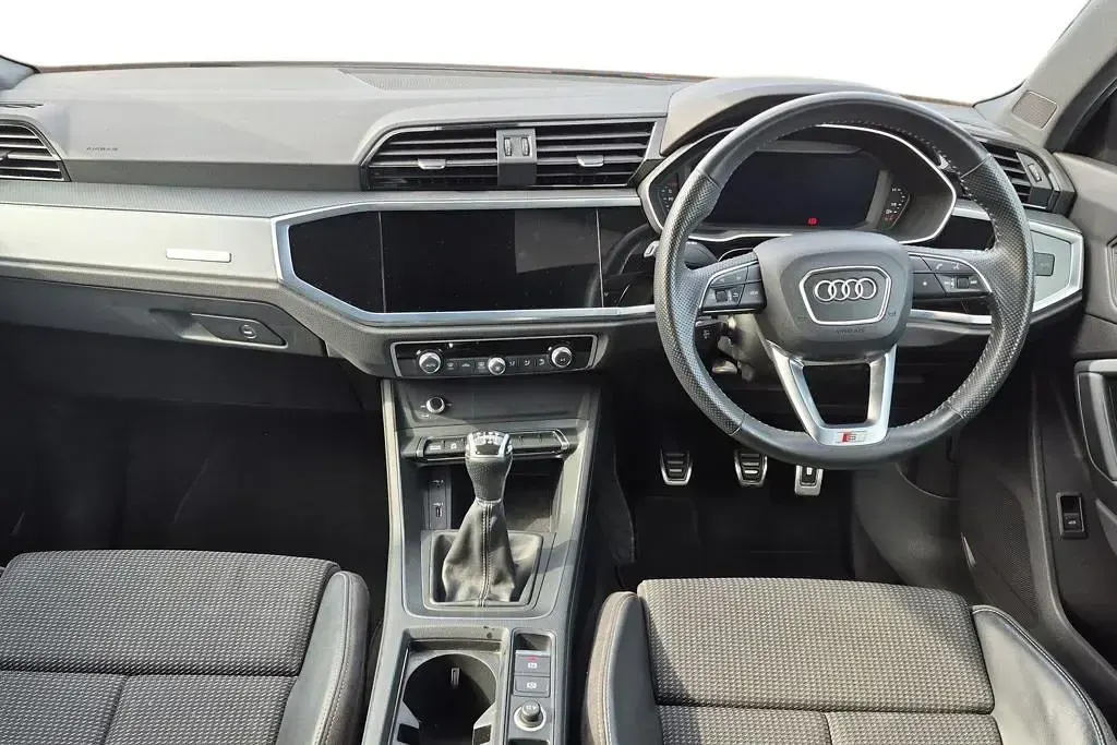 Used Audi Q3 S-Line 150 HP (110 kW) 2019 White SUV