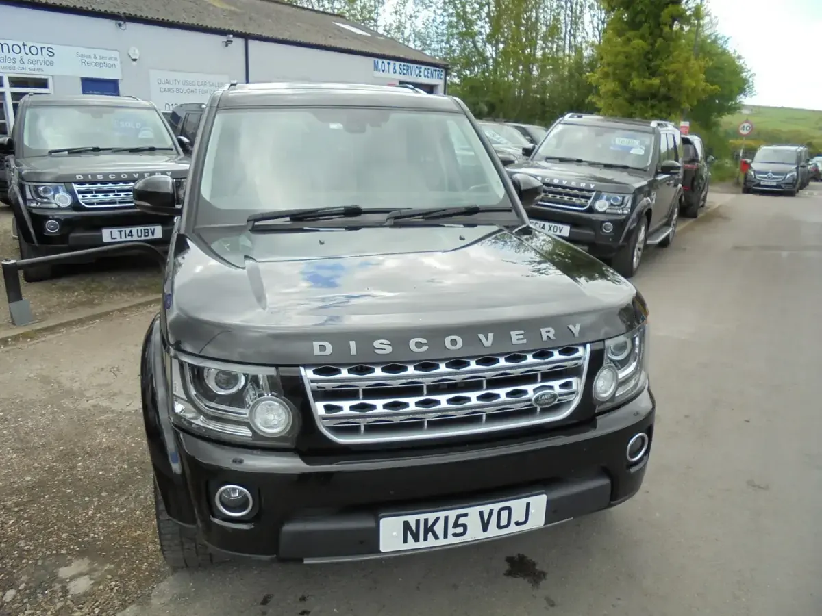 Used Land Rover Discovery HSE 2015 Black SUV