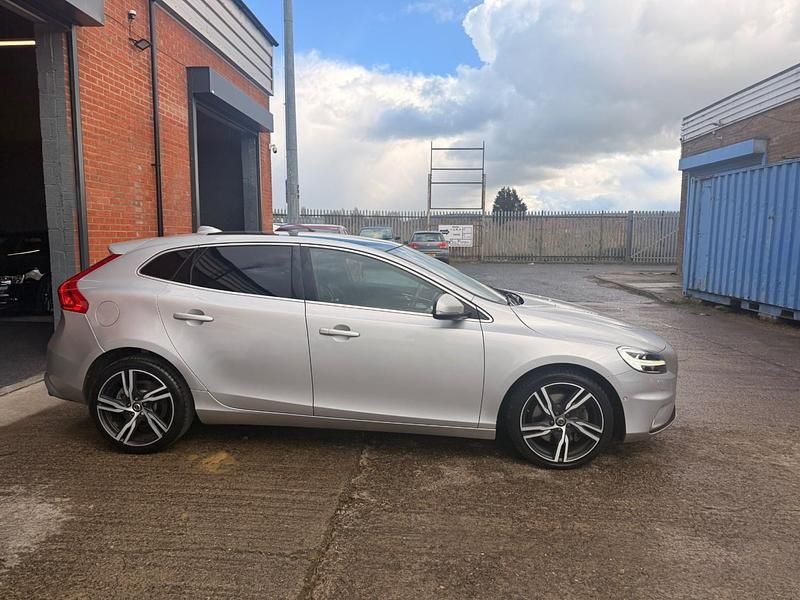 Used Volvo V40 R-Design Pro 2018 Silver Hatchback