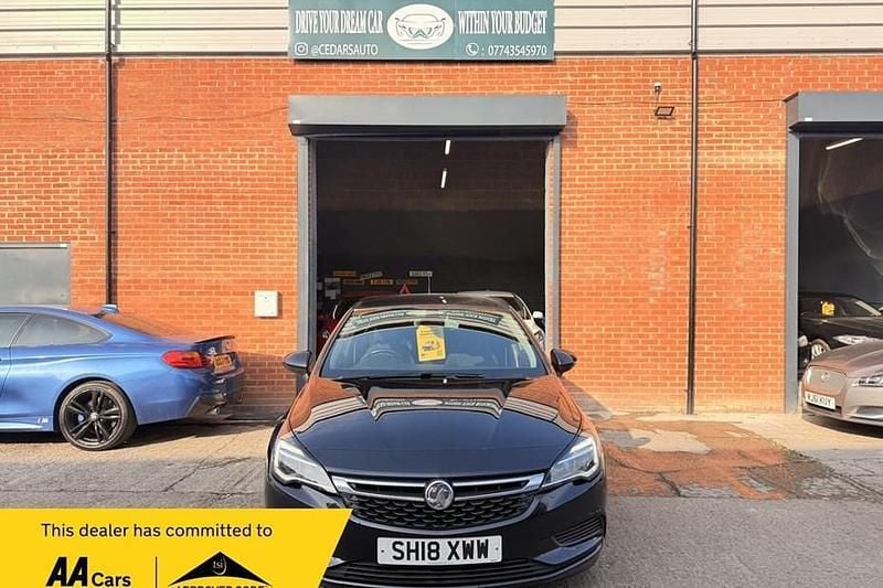 Used Vauxhall Astra 150 HP (110 kW) 2018 Blue Hatchback