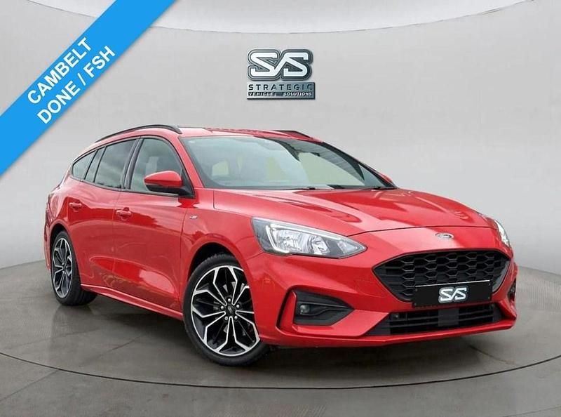 Used Ford Focus ST-Line X 120 HP (88 kW) 2019 Red Estate
