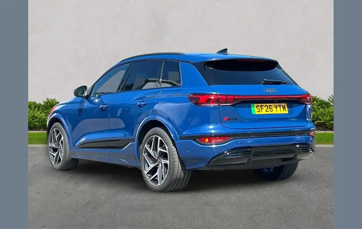 Used Audi SQ6 e-tron Comfort 354 kW (482 HP) 2026 Blue SUV