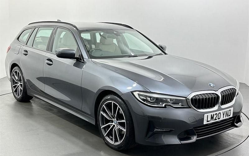 Used 2021 BMW 320 Sport Line Estate | £16,632 (Good price) - Image 1/3