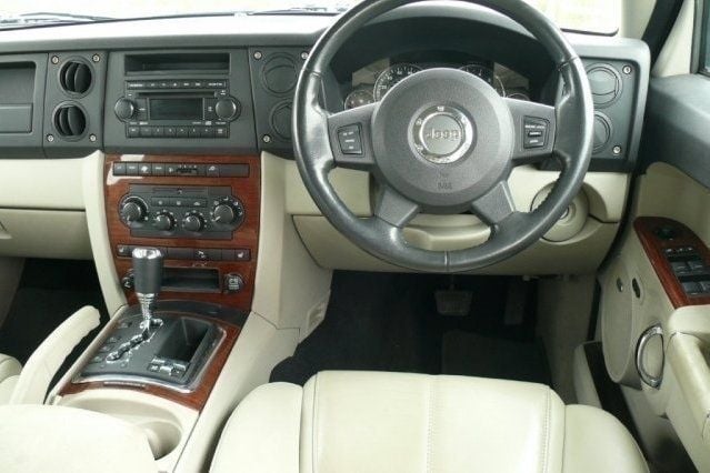 Used Jeep Commander 215 HP (158 kW) 2007 SUV