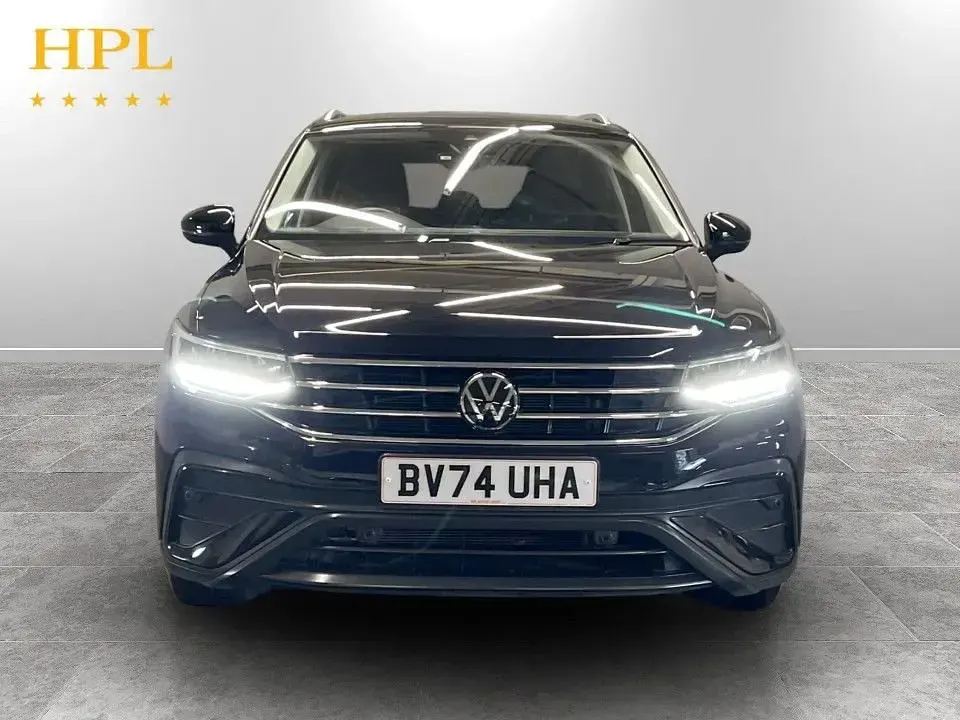 Used VW Tiguan Allspace Life 150 HP (110 kW) 2024 Black SUV