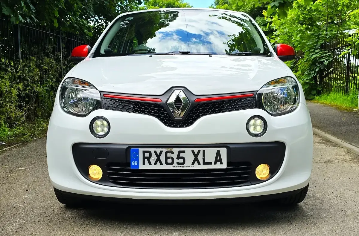 Used Renault Twingo Dynamique 2015 White Hatchback