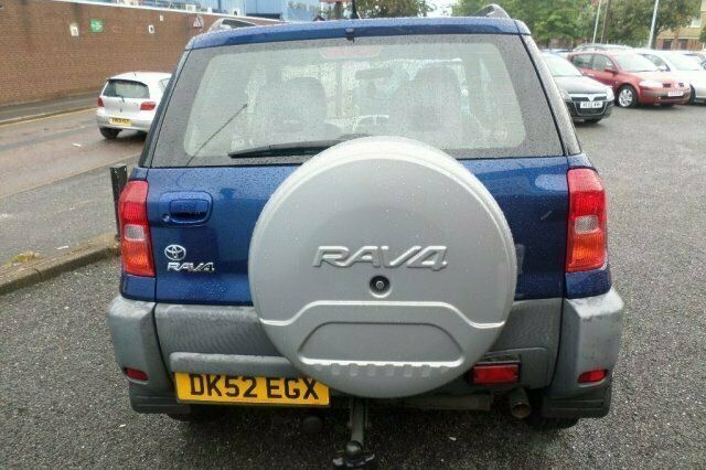 Usado Toyota RAV4 147 HP (108 kW) 2002 SUV