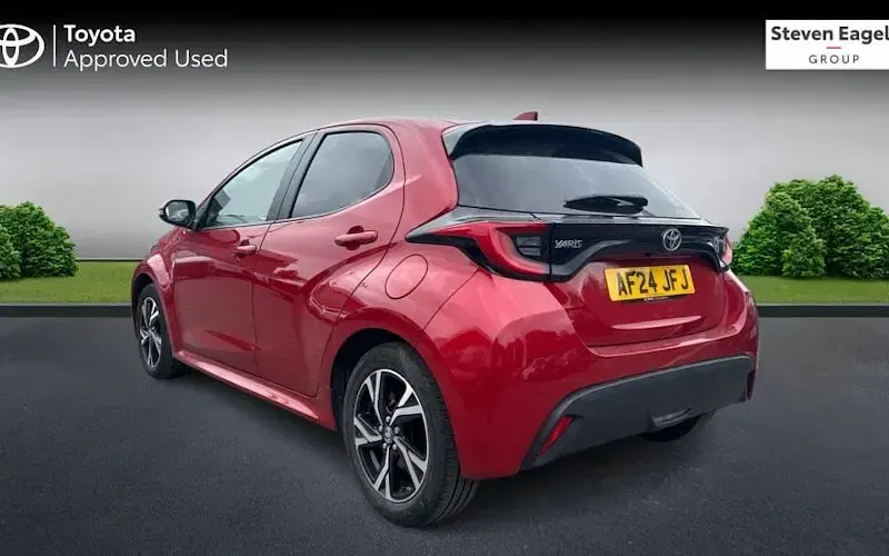 Used Toyota Yaris Hybrid Design 116 HP (85 kW) 2026 Hatchback
