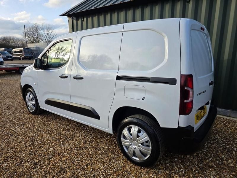 Used Peugeot Partner Premium 2023 White MPV