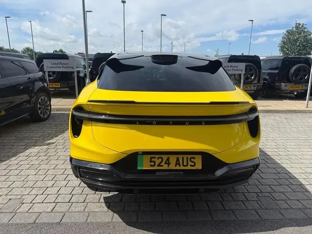 Used Lotus Eletre 450 kW (612 HP) 2024 Yellow SUV