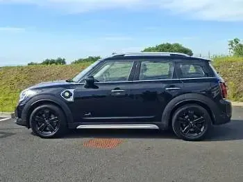 Used Mini Cooper S Classic 220 HP (161 kW) 2023 Black Hatchback