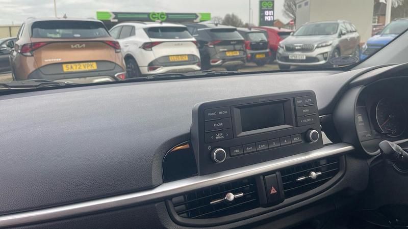 Begagnad Kia Picanto 2024 Gul Halvkombi