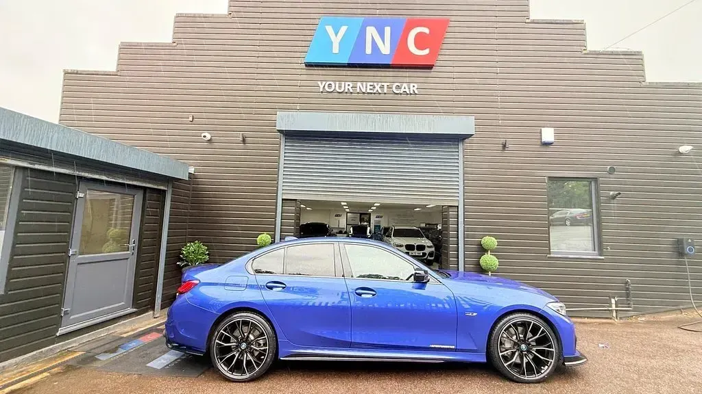 Used BMW 330e M Sport 288 HP (211 kW) 2022 Blue Sedan