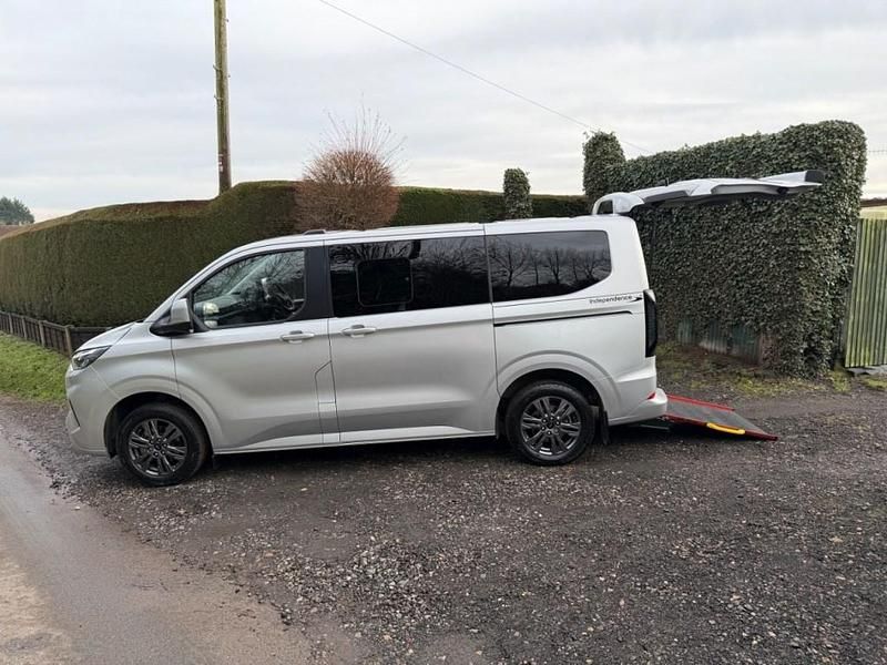 New Ford Tourneo Custom Titanium 136 HP (100 kW) 2025 Silver Van