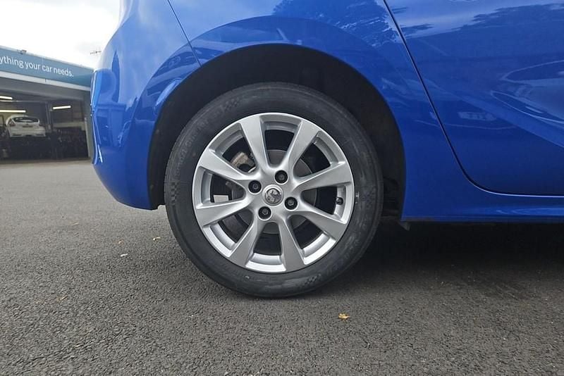 Used Vauxhall Corsa Edition 100 HP (73 kW) 2022 Blue Hatchback