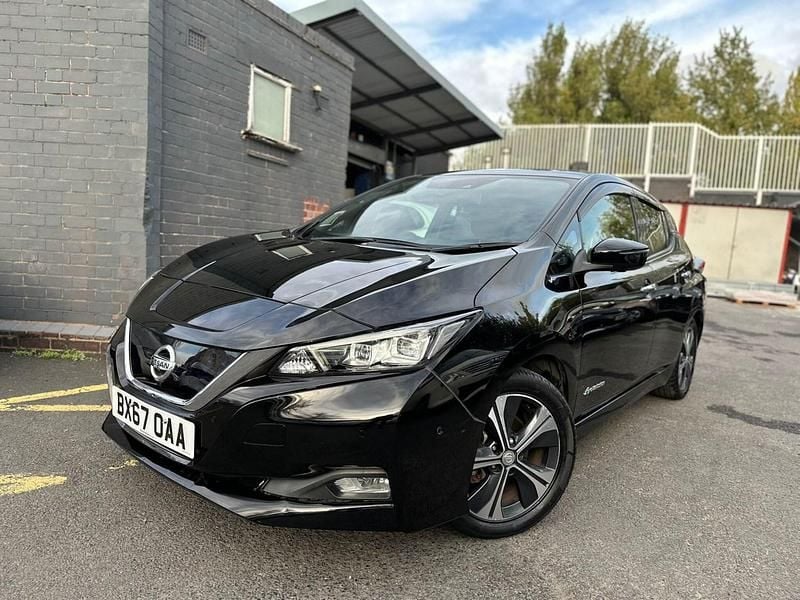 Used Nissan Leaf Tekna 39 kW (54 HP) 2023 Black Hatchback