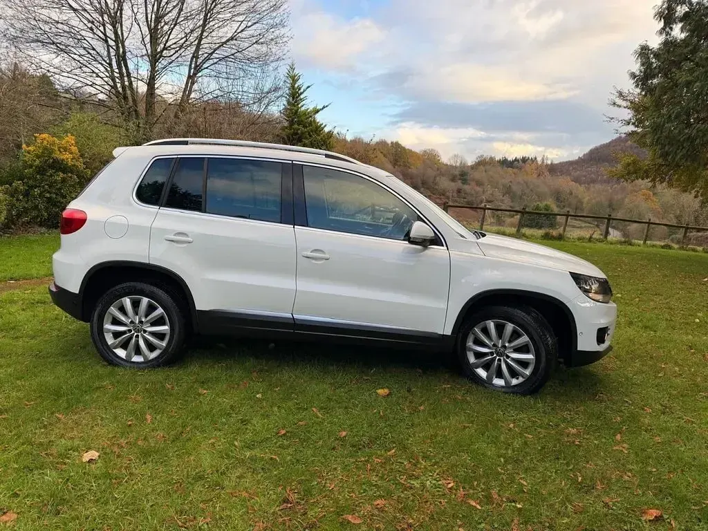 Used VW Tiguan Match 160 HP (117 kW) 2015 White SUV