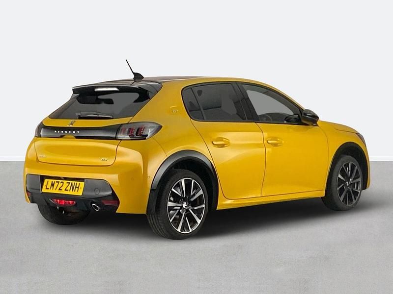 Used Peugeot 208 Premium 2022 Yellow Hatchback