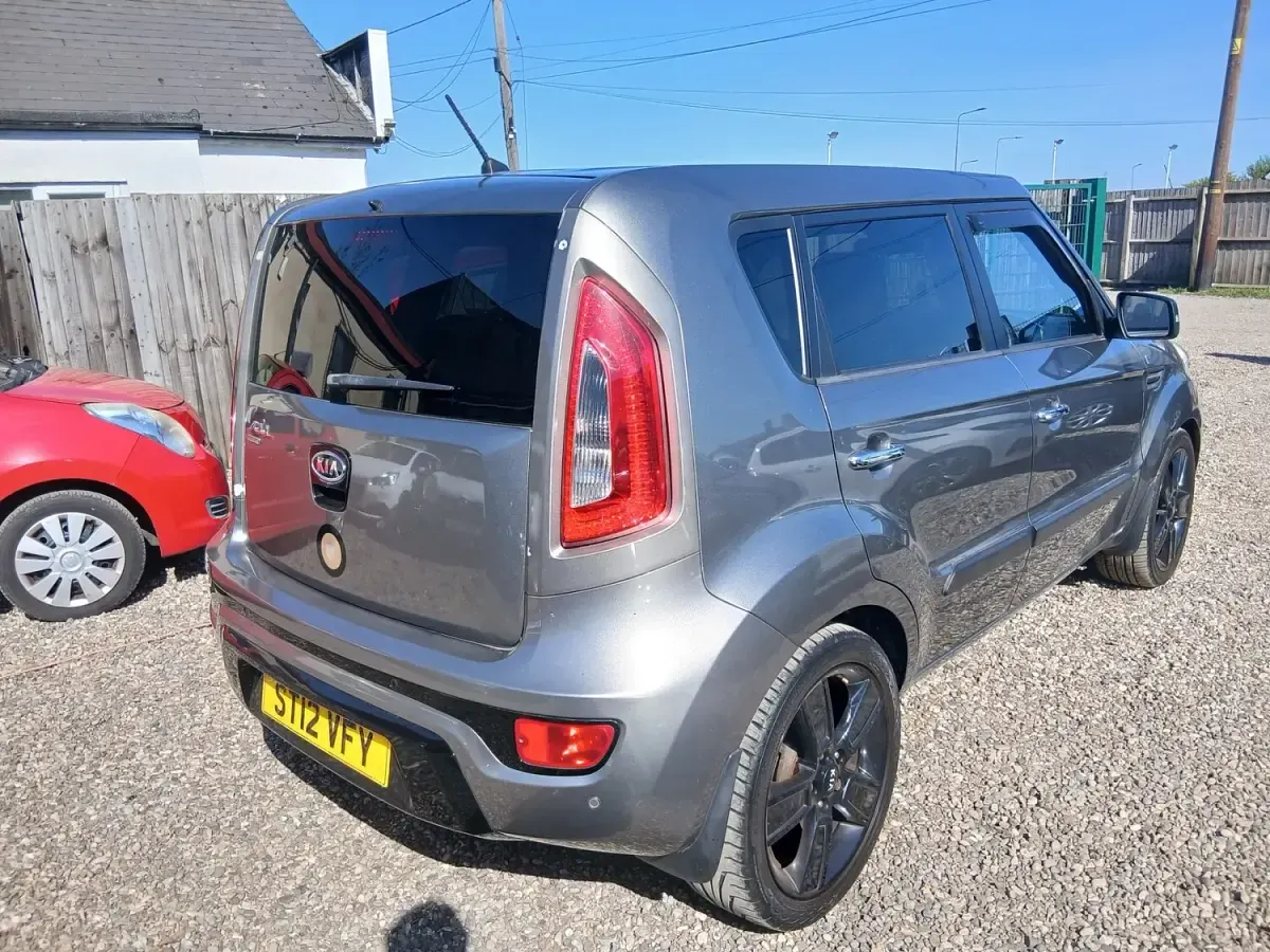 Used Kia Soul 126 HP (92 kW) 2012 Silver SUV