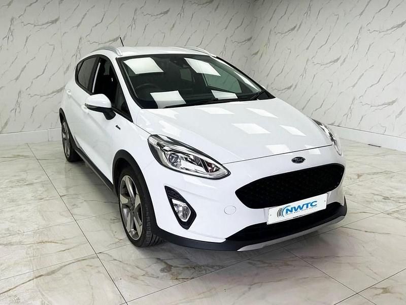 Usado Ford Fiesta Active 100 HP (73 kW) 2020 Branco Citadino