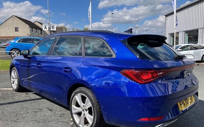 Usado Seat Leon FR 131 HP (96 kW) 2023 Carrinha