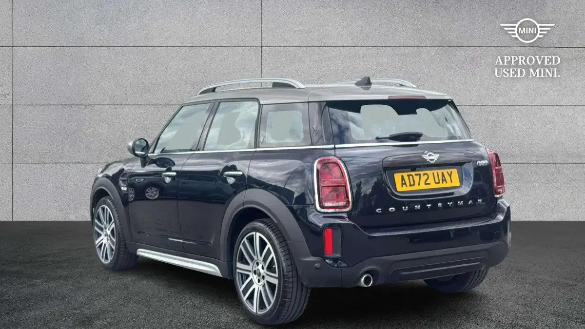Used Mini Cooper Countryman Exclusive 136 HP (100 kW) 2023 Black SUV