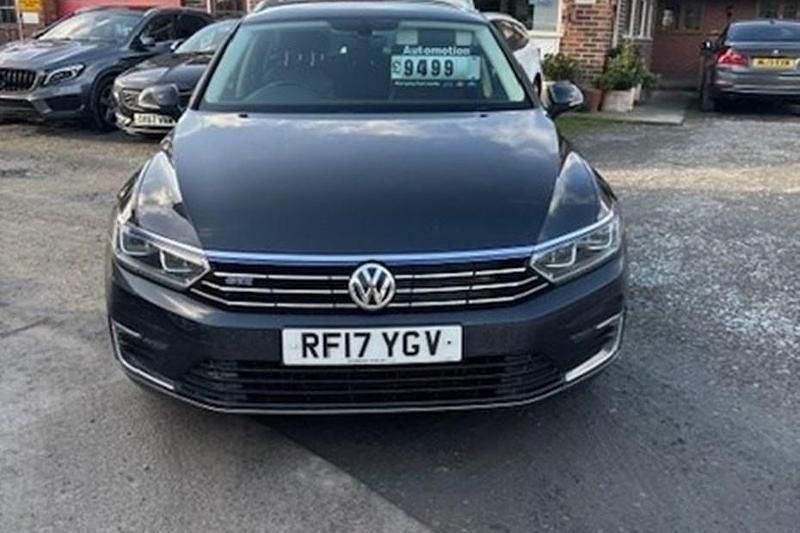 Grey Used 2017 VW Passat GTE Estate | £9,499 (Fair price) - Image 1/1