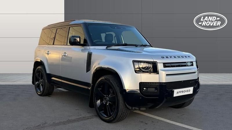Used 2022 Land Rover Defender SE Dynamic Estate | £52,844 (A bit pricey) - Image 1/3