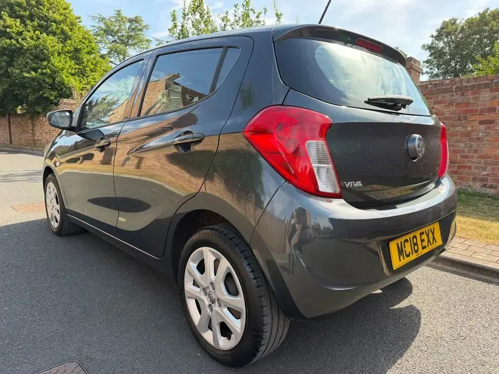 Used Vauxhall Viva 73 HP (53 kW) 2018 Grey Hatchback