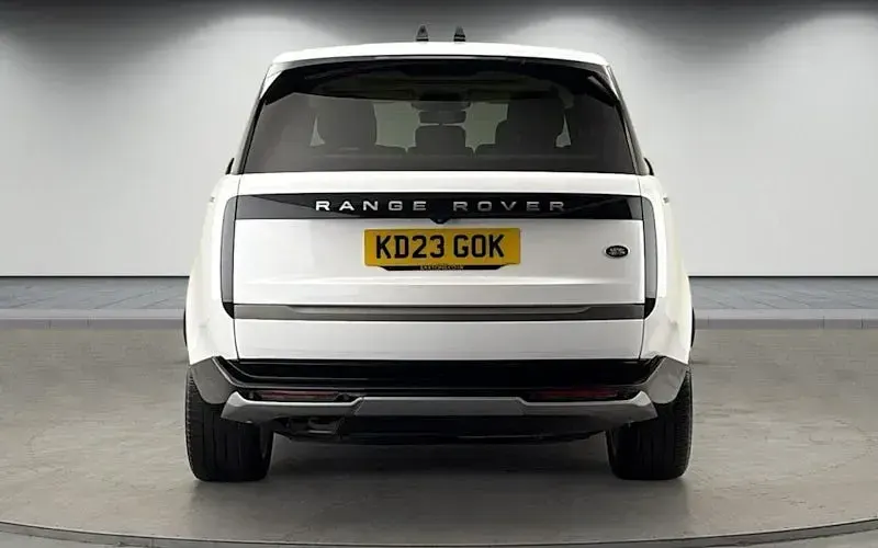 Used Land Rover Range Rover HSE 300 HP (220 kW) 2025 SUV