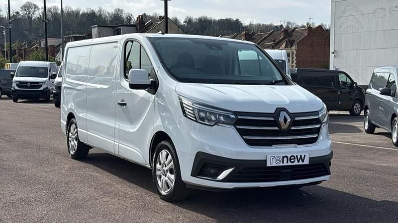 Begagnad Renault Trafic 130 HK (95 kW) 2024 Vit
