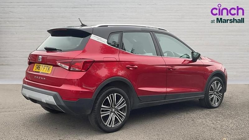 Used Seat Arona XCELLENCE 115 HP (84 kW) 2017 Red SUV